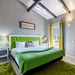 Vakantieboerderij Quinta Dos Is *