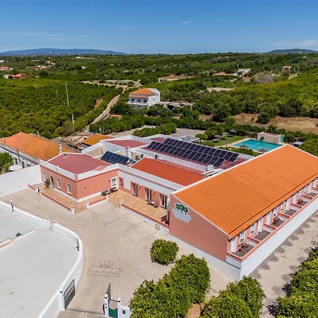 Vakantieboerderij Quinta Dos Is